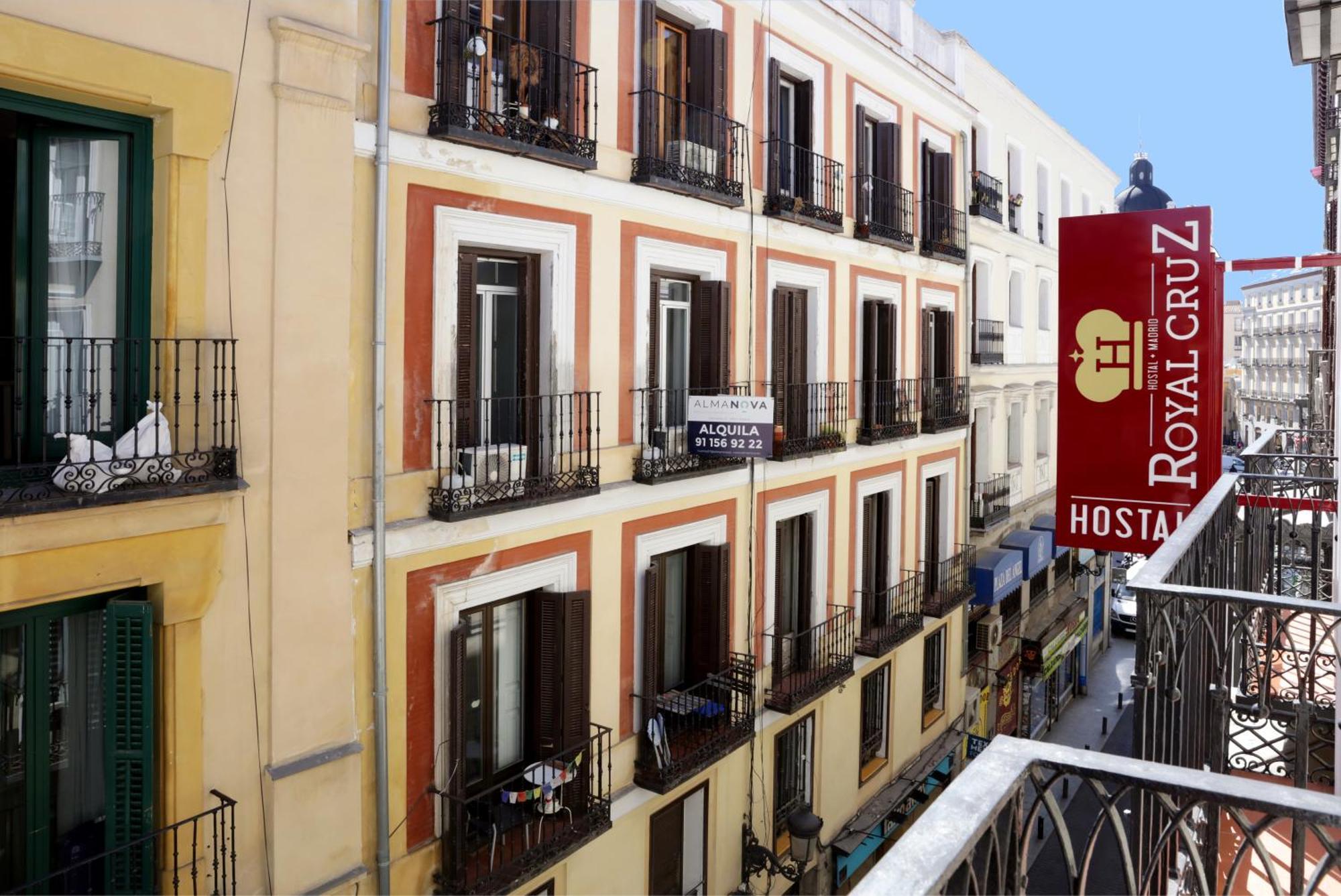 Hostal Royal Cruz Madrid Exterior foto