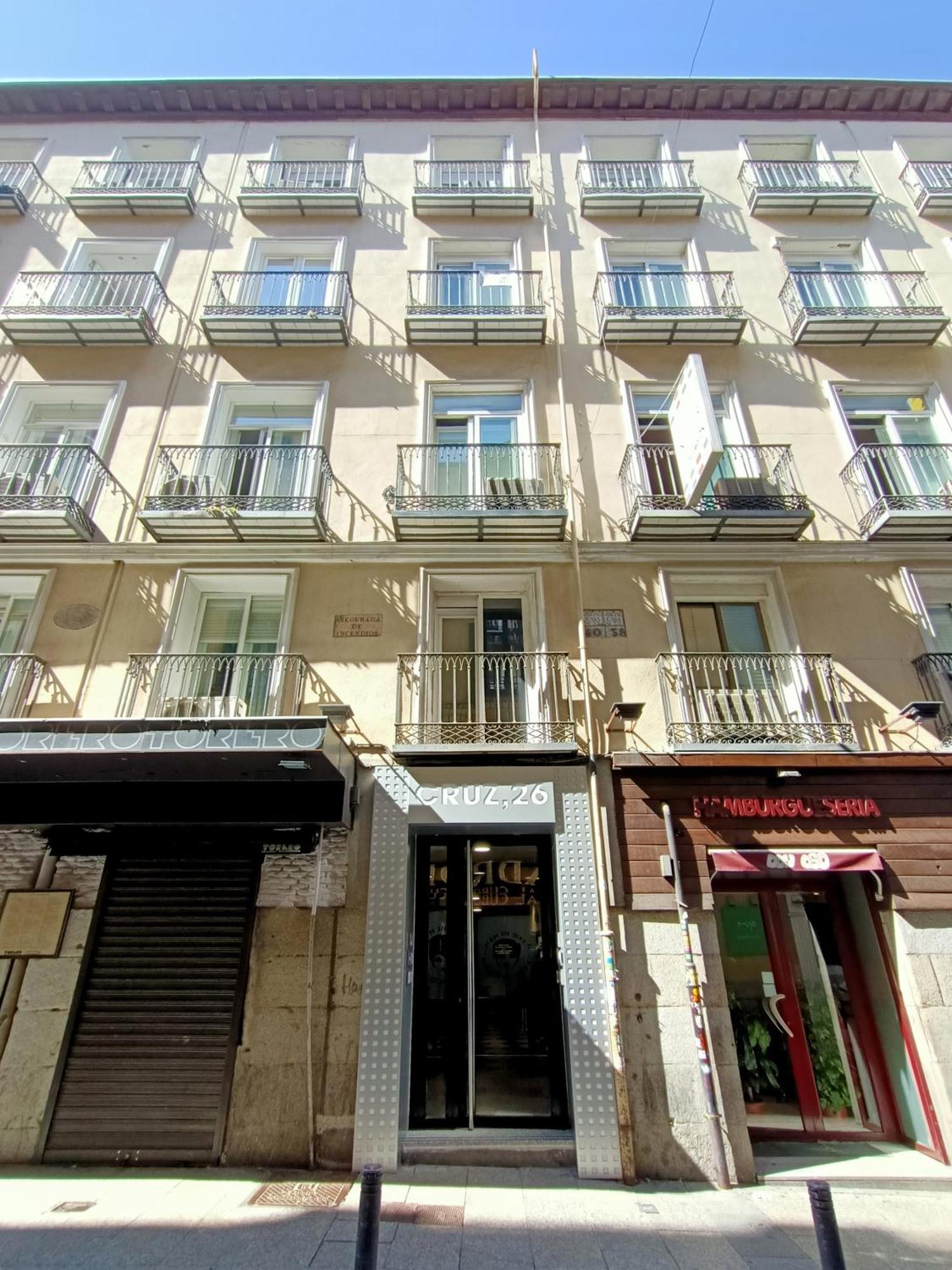 Hostal Royal Cruz Madrid Exterior foto